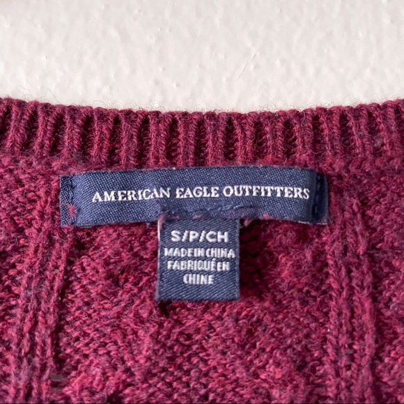 American Eagle Maroon Sweater - Picture 6 of 7